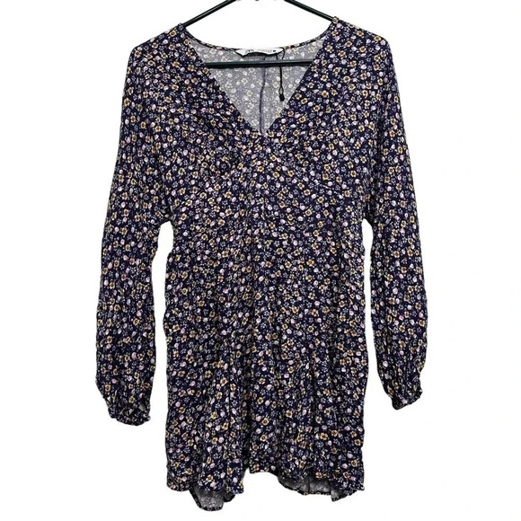 Zara Dresses & Skirts - Zara Floral print shirt dress. Size medium